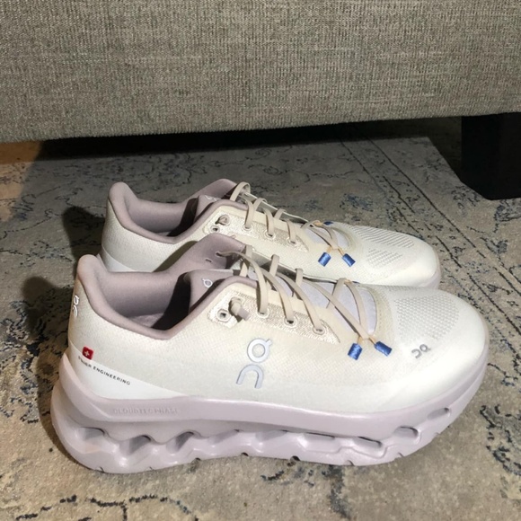 On Cloudtilt Sneakers in Sand lavender - Picture 4 of 9